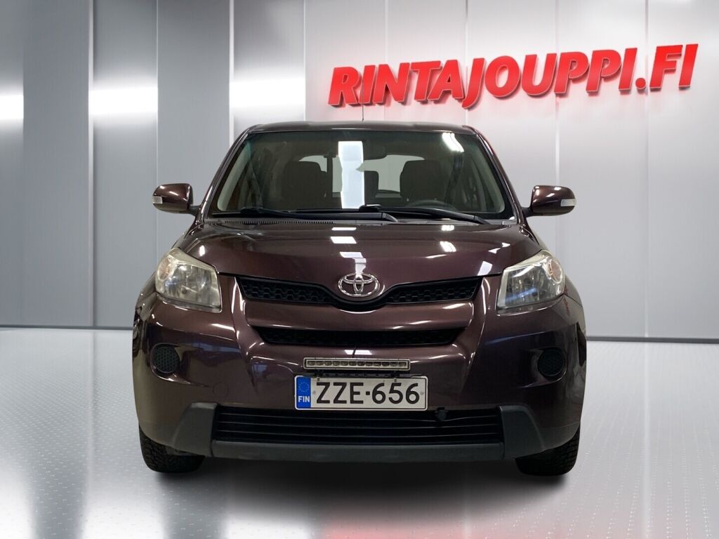 Toyota Urban Cruiser 2012 Violetti