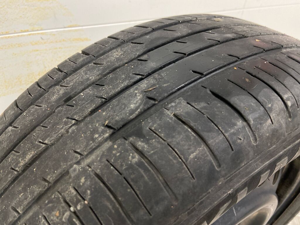 Toyota Urban Cruiser 2012 Violetti