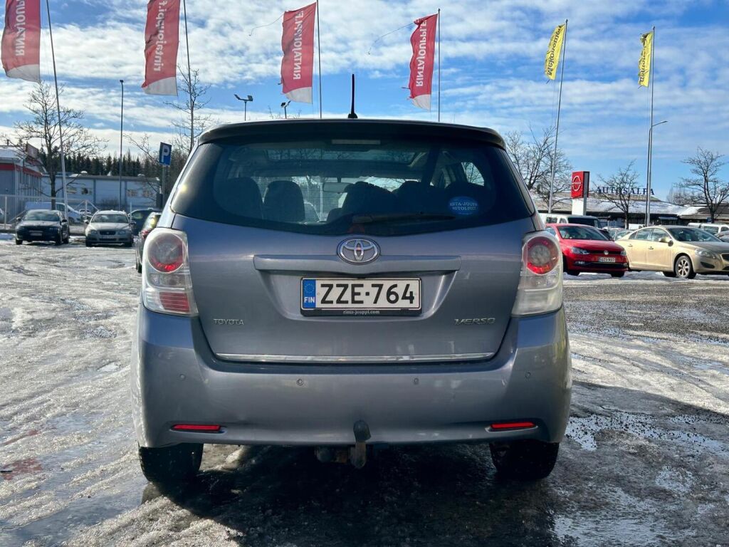 Toyota Verso 2011 Sininen