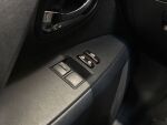 Toyota Avensis 2011 Musta