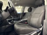 Toyota Avensis 2011 Musta