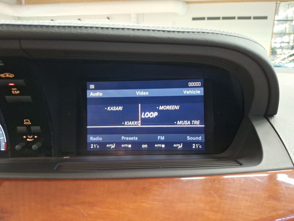 Mercedes-Benz S 2006 Sininen