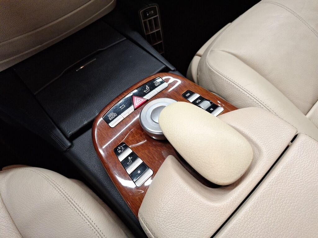 Mercedes-Benz S 2006 Sininen