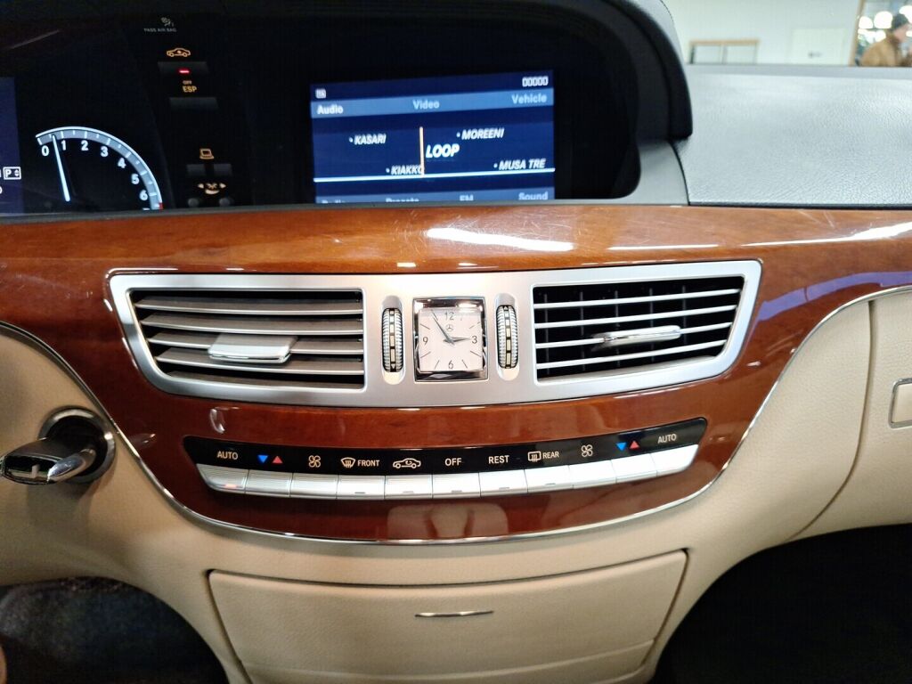 Mercedes-Benz S 2006 Sininen