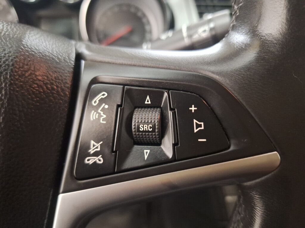 Opel Insignia 2008 Hopea