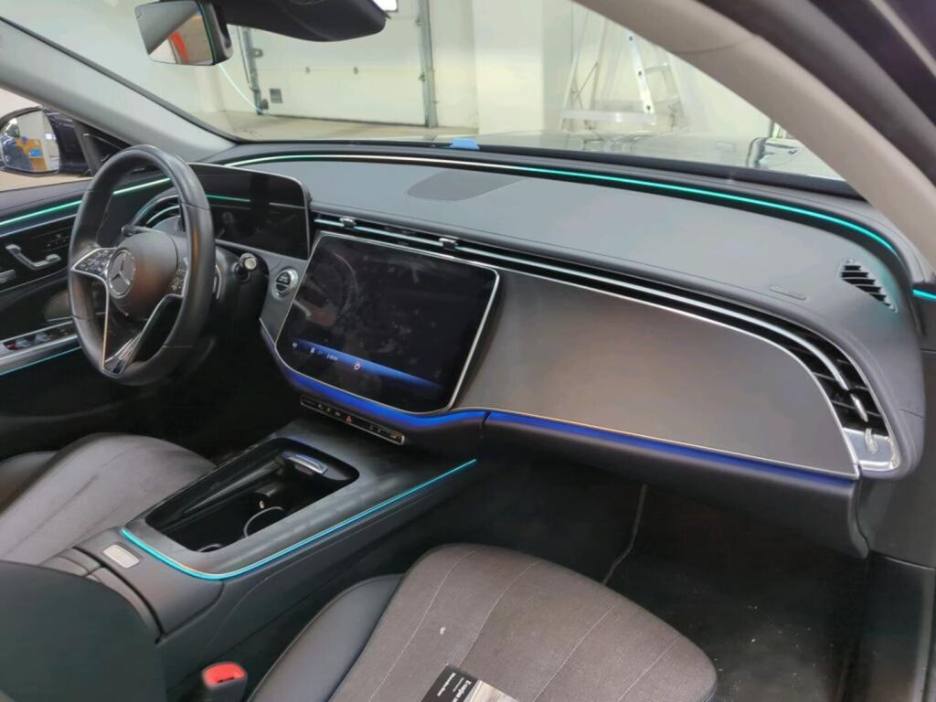 Mercedes-Benz E 2024 Harmaa