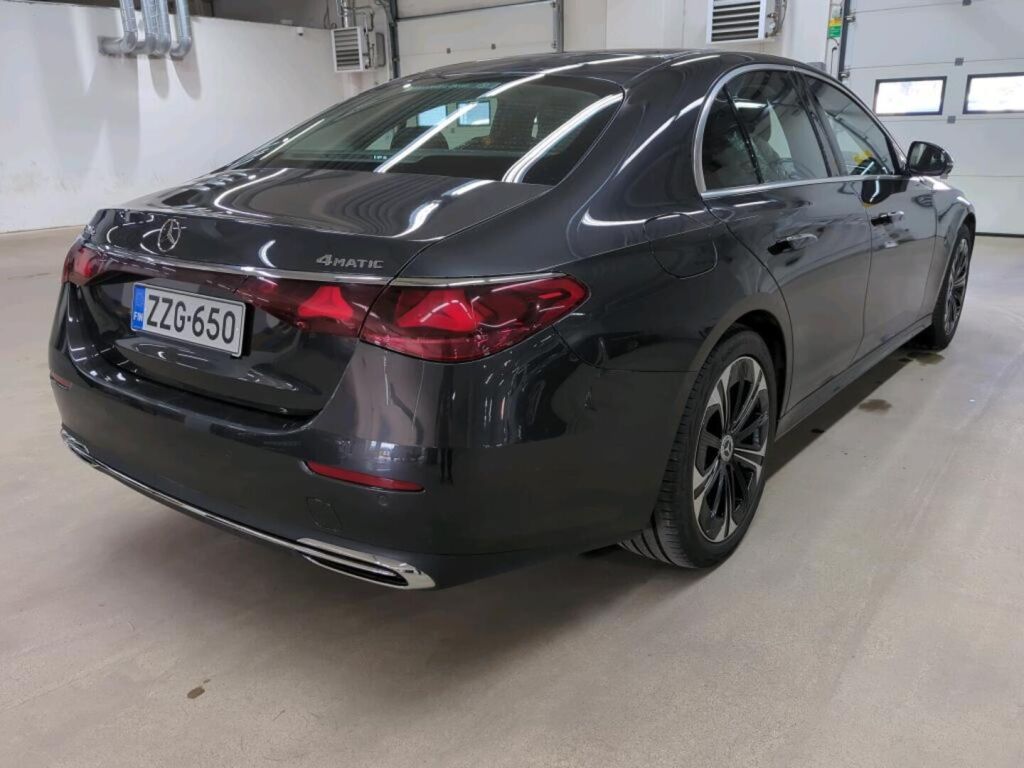 Mercedes-Benz E 2024 Harmaa