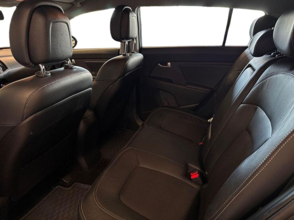 Kia Sportage 2012 Hopea