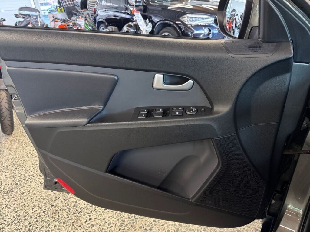 Kia Sportage 2012 Hopea