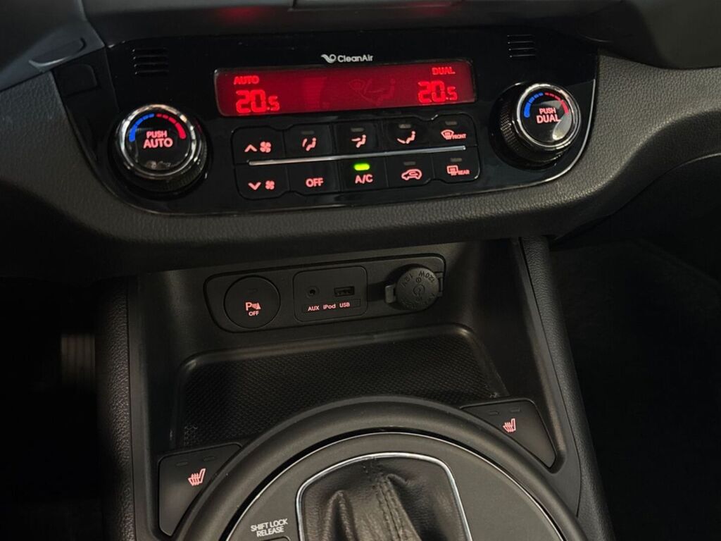 Kia Sportage 2012 Hopea