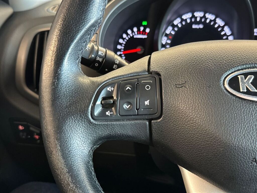 Kia Sportage 2012 Hopea