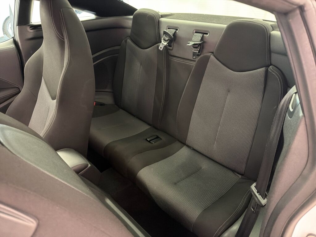 Peugeot RCZ 2012 Valkoinen