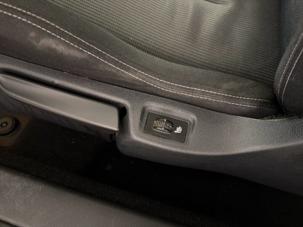 Peugeot RCZ 2012 Valkoinen