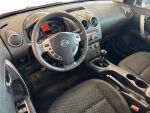 Nissan Qashqai 2009 Punainen